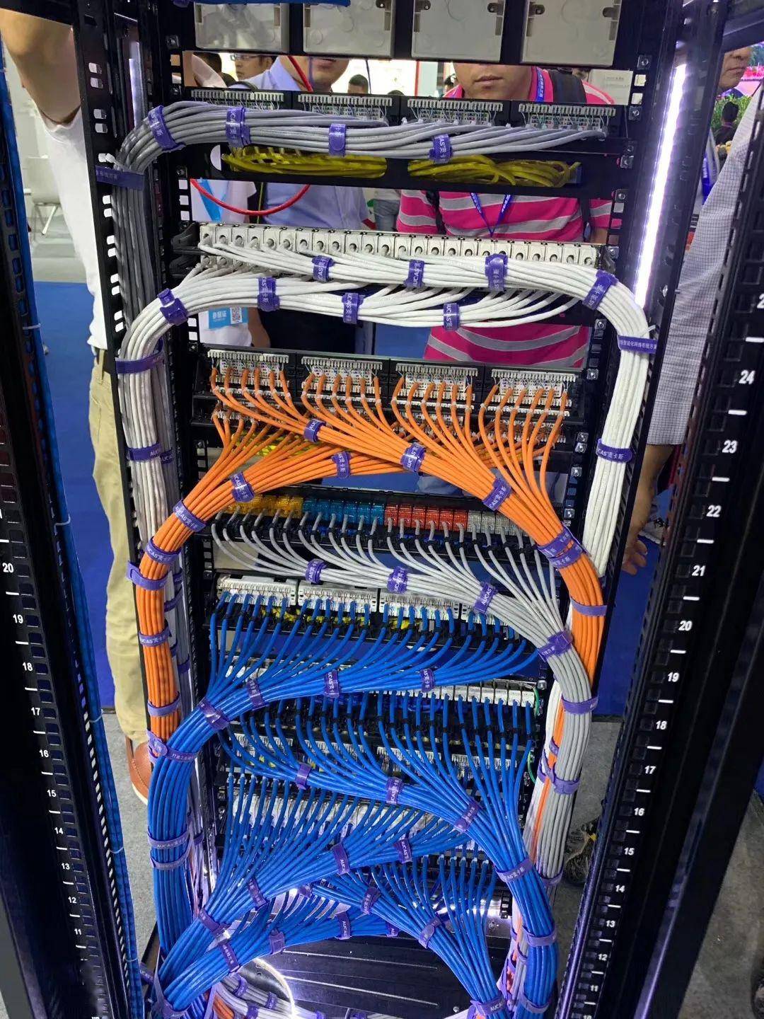 國內(nèi)弱電工程師的施工工藝 技術(shù)與美學(xué)的完美融合